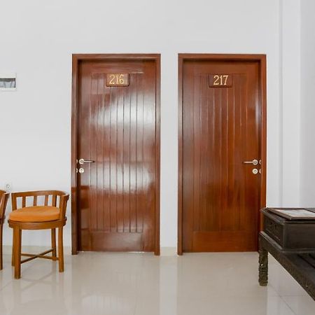 Reddoorz Near Jawa Timur Park 3 Malang Dış mekan fotoğraf